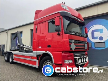 Camion ampliroll DAF XF 105 460
