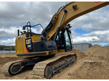 Pelle sur chenille CATERPILLAR 320EL