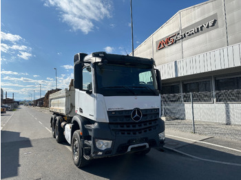 Camion benne MERCEDES-BENZ Arocs