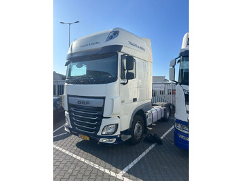 Tracteur routier DAF XF 460