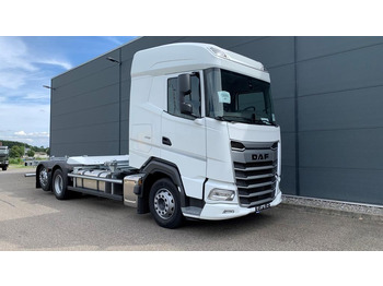 Camion porte-conteneur/ Caisse mobile DAF XG 480