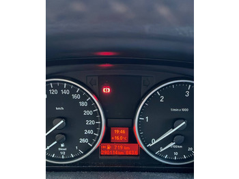 Voiture BMW X1: photos 4