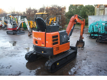 Pelle sur chenille Hitachi ZX17U-5: photos 4