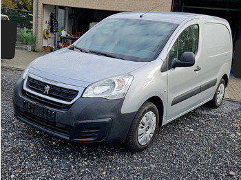Berline PEUGEOT