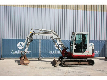 Pelle sur chenille TAKEUCHI TB145