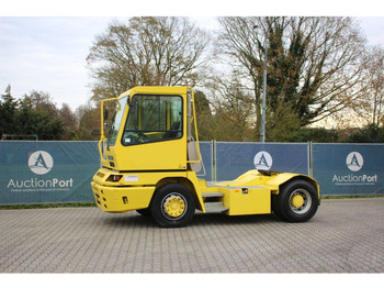 Tracteur portuaire TERBERG