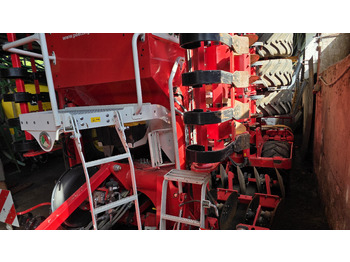 Combiné de semis PÖTTINGER