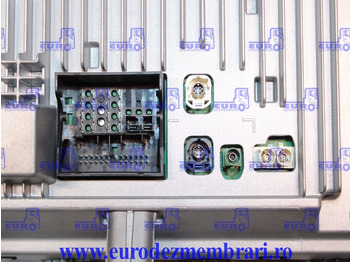 Panel de instrumentos pour Camion ELEMENT BORD UNITATE MULTIMEDIA DAF XF XG 2382815, 2345543, 2387324: photos 3 Panel de instrumentos pour Camion ELEMENT BORD UNITATE MULTIMEDIA DAF XF XG 2382815, 2345543, 2387324: photos 3