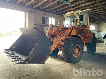 Chargeuse sur pneus LIEBHERR