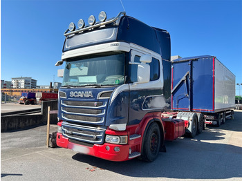 Tracteur routier SCANIA R 580