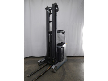 Chariot à mât rétractable STILL