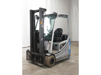 Chariot élévateur électrique STILL RX20