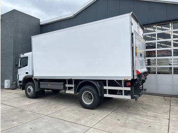 Camion frigorifique neuf Mercedes-Benz Atego 1725 4x4 Refrigerator Truck: photos 3