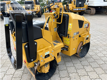 Rouleau compresseur Cat CB1.7: photos 5