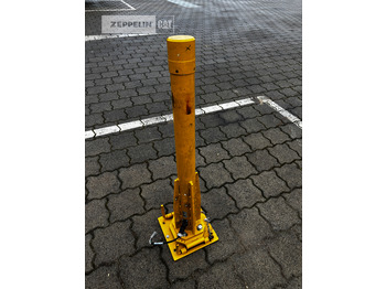 Matériel de chantier CATERPILLAR