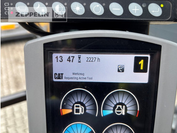 Pelle sur pneus Cat M314F: photos 3