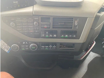 Crédit-bail de Volvo FH 13.460 trekker, met XL cabine, special paint en incl parc cool, fridge, Volvo FH 13.460 trekker, met XL cabine, special paint en incl parc cool, fridge,: photos 5