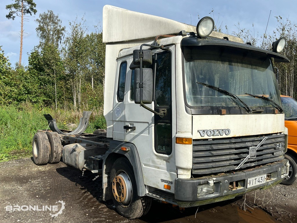 1999 Volvo FL6 Chassis 4x2 N2 - Châssis cabine: photos 1 1999 Volvo FL6 Chassis 4x2 N2 - Châssis cabine: photos 1