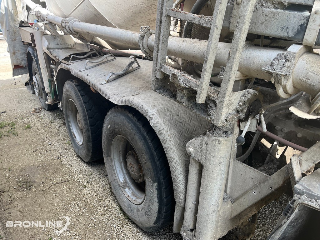 2003 MERCEDES-BENZ ACTROS 3240B 8X4/4 Mixer - Camion malaxeur: photos 5 2003 MERCEDES-BENZ ACTROS 3240B 8X4/4 Mixer - Camion malaxeur: photos 5