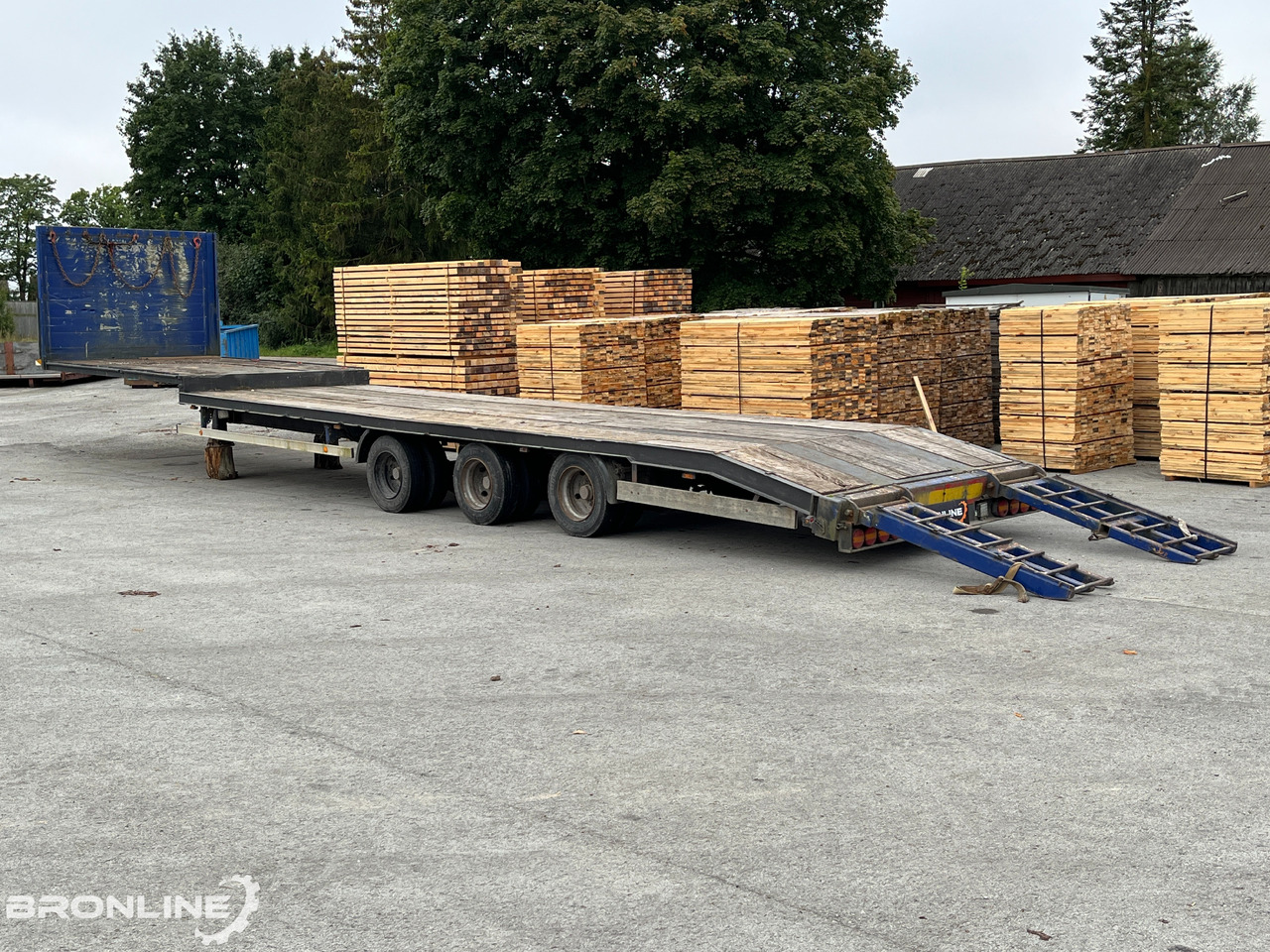 2003 WECON S327 LK20 3-axle trailer - Semi-remorque surbaissé: photos 3 2003 WECON S327 LK20 3-axle trailer - Semi-remorque surbaissé: photos 3