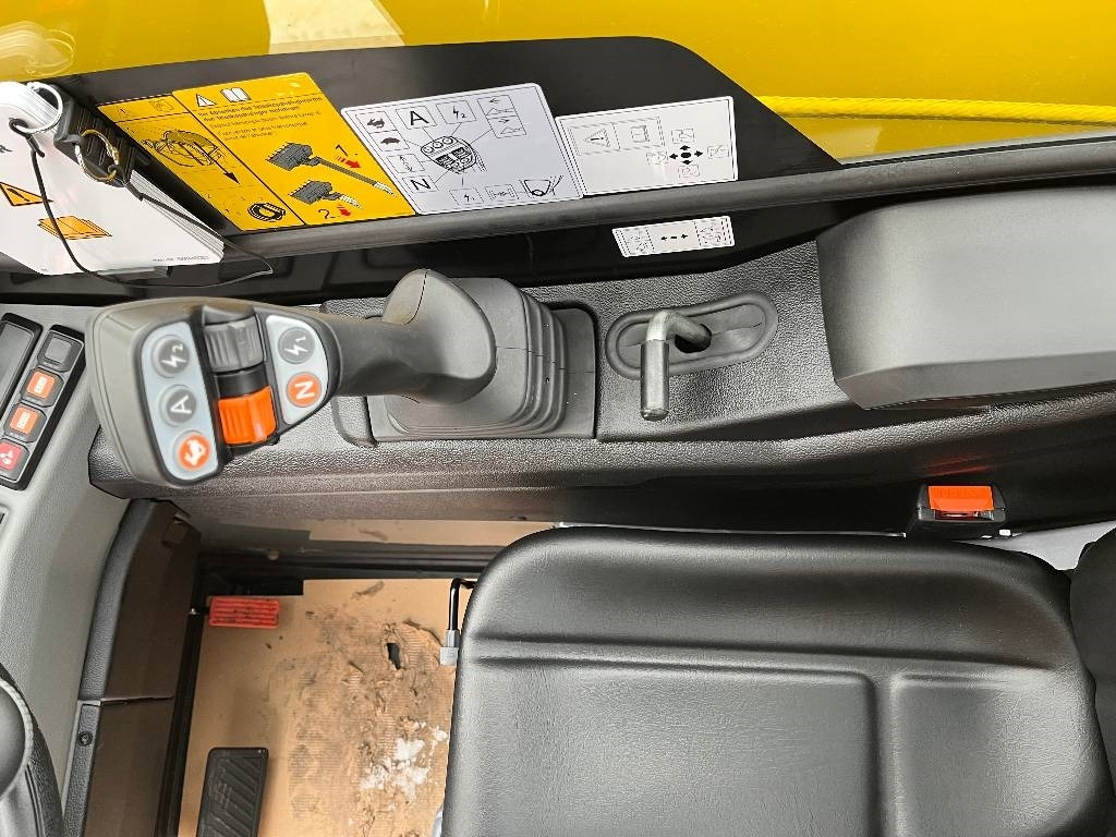 Chargeuse sur pneus télescopique Kramer 1445: photos 6