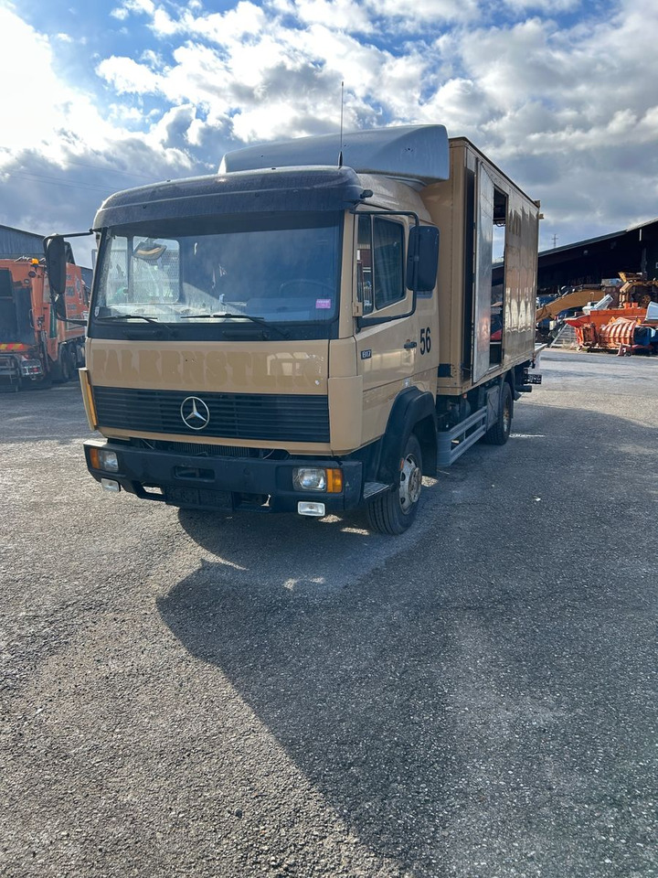 Mercedes-Benz MB 817 4x2 Dieselaggregat 6 Zylinder - Camion fourgon: photos 1 Mercedes-Benz MB 817 4x2 Dieselaggregat 6 Zylinder - Camion fourgon: photos 1