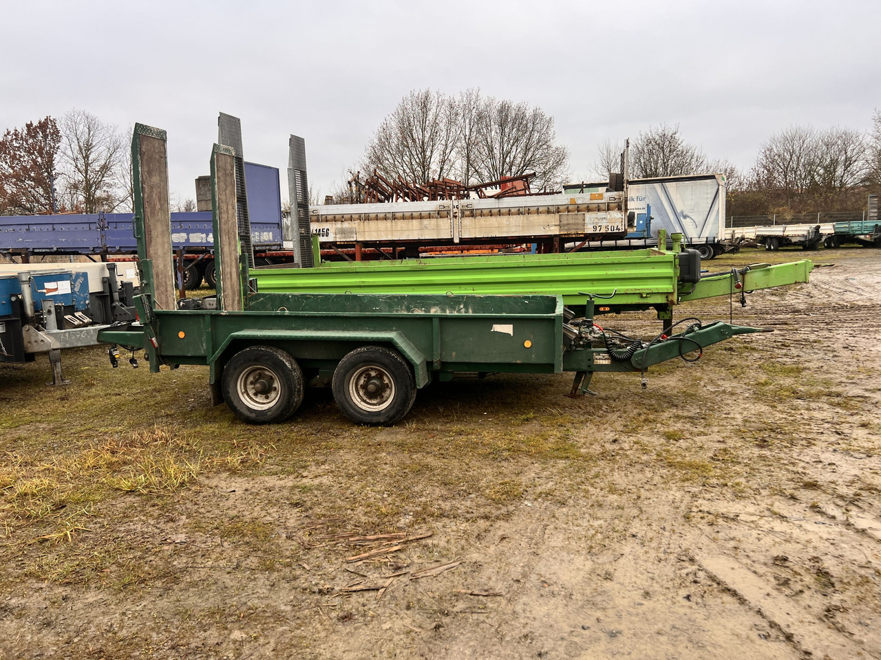 Blomenroehr 545/5000 Tandemtieflader - Remorque porte-engin surbaissée: photos 1 Blomenroehr 545/5000 Tandemtieflader - Remorque porte-engin surbaissée: photos 1