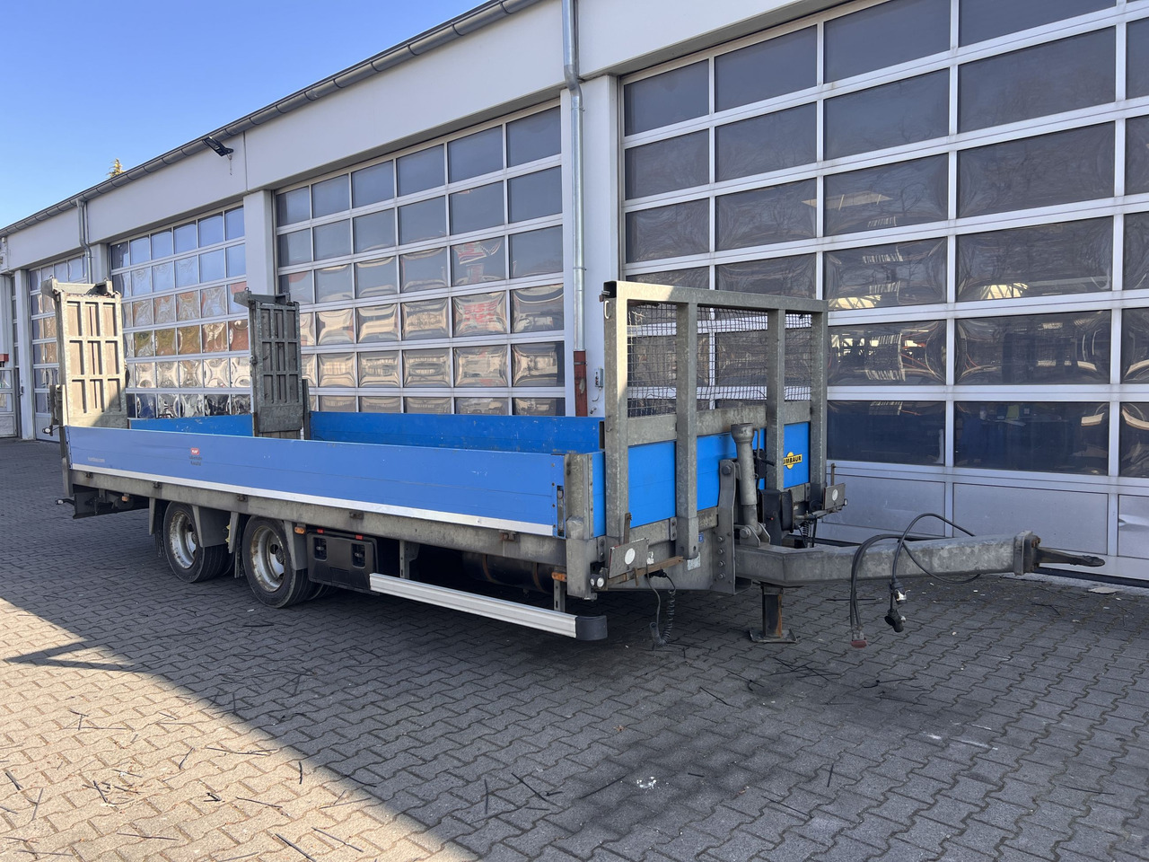 Humbaur HBTZ 136224 TA-BS 13,6 t Tandemtieflader - Remorque porte-engin surbaissée: photos 2 Humbaur HBTZ 136224 TA-BS 13,6 t Tandemtieflader - Remorque porte-engin surbaissée: photos 2