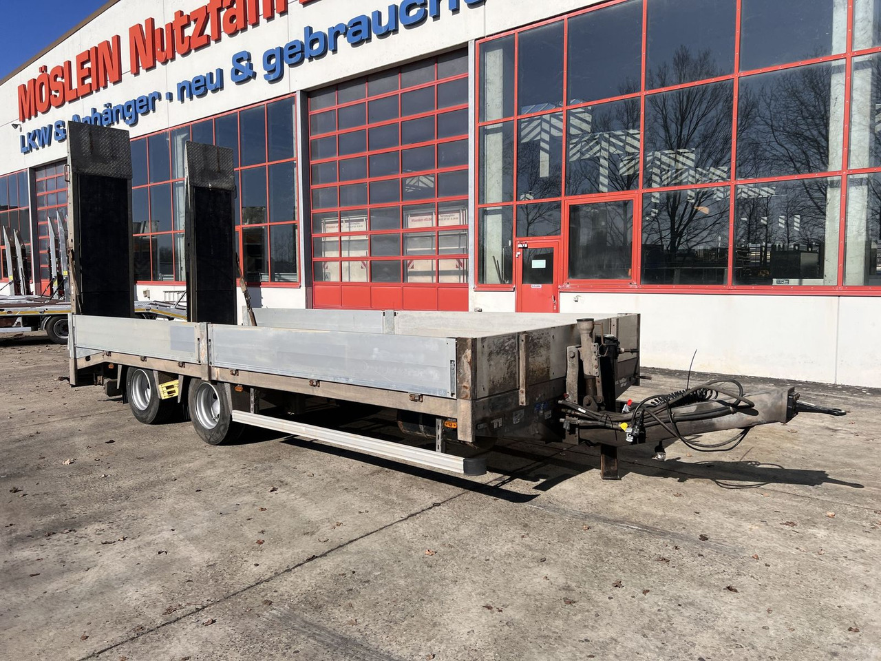Möslein 19 t Tandemtieflader - Remorque porte-engin surbaissée: photos 5 Möslein 19 t Tandemtieflader - Remorque porte-engin surbaissée: photos 5
