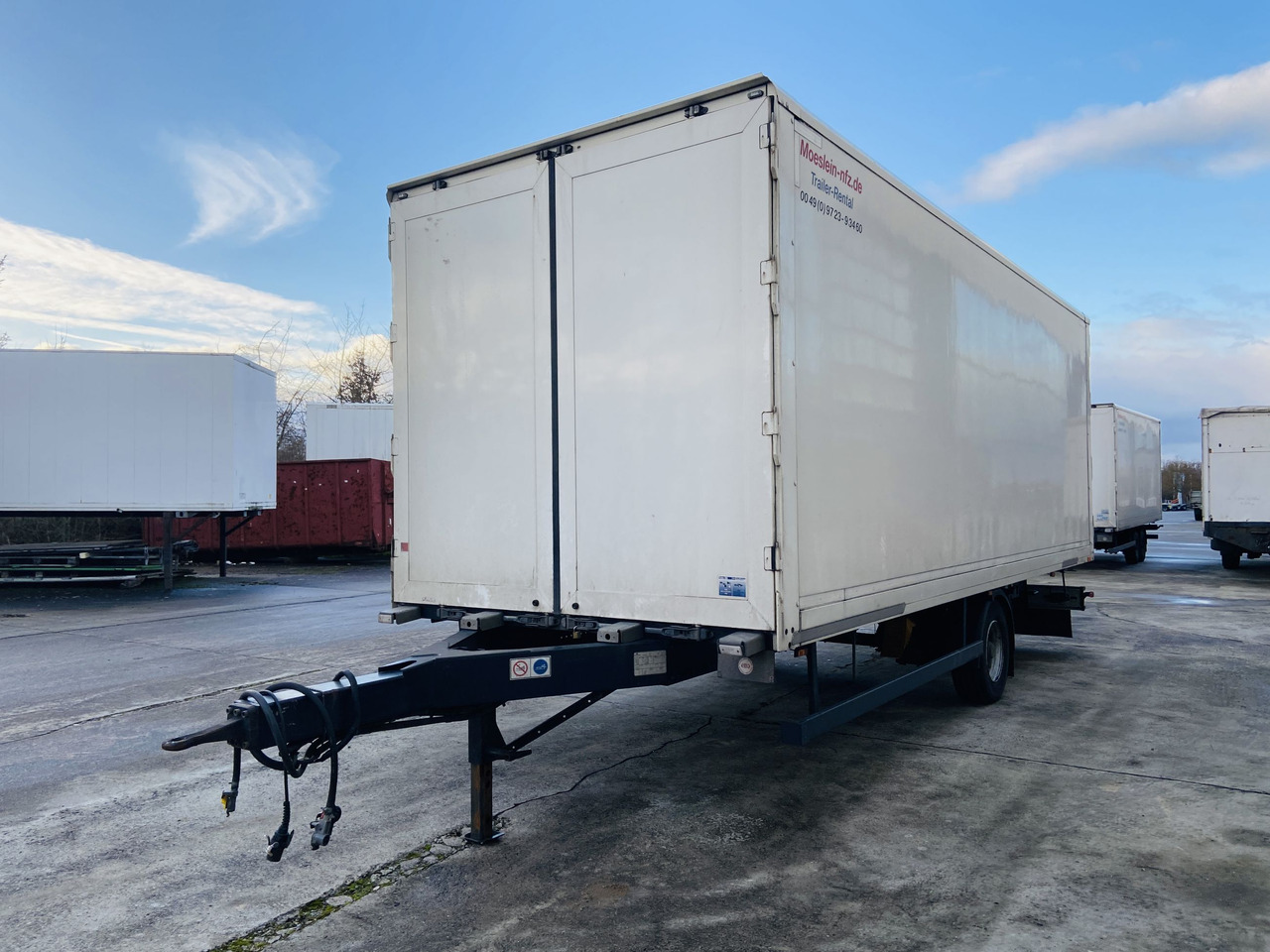 Möslein EK 1- D 7,3  1 Achs Kofferanhänger - Remorque fourgon: photos 5 Möslein EK 1- D 7,3  1 Achs Kofferanhänger - Remorque fourgon: photos 5