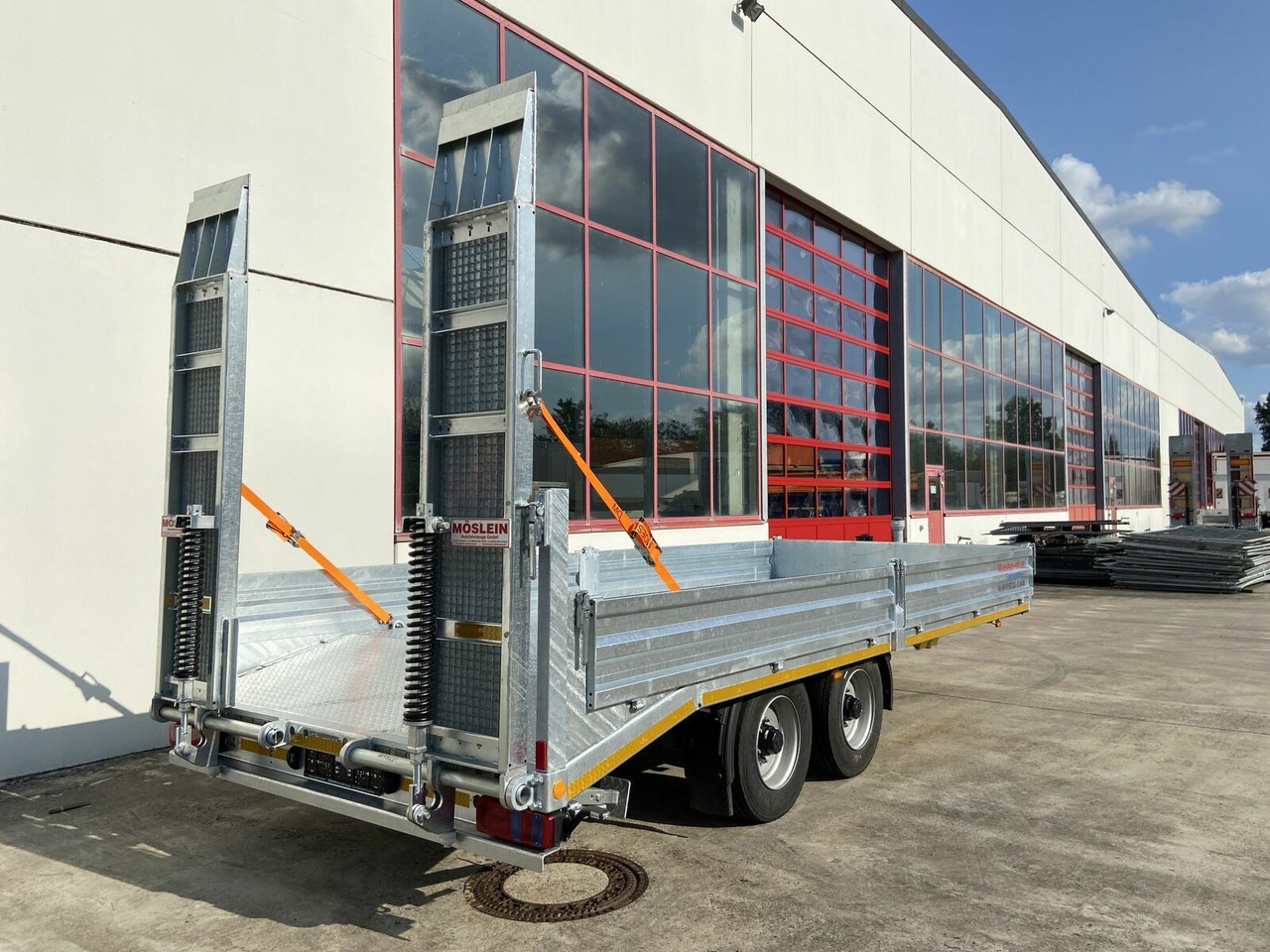 Möslein Neuer 13 t Tandemtieflader, Stahl- Boden - Remorque porte-engin surbaissée: photos 5 Möslein Neuer 13 t Tandemtieflader, Stahl- Boden - Remorque porte-engin surbaissée: photos 5
