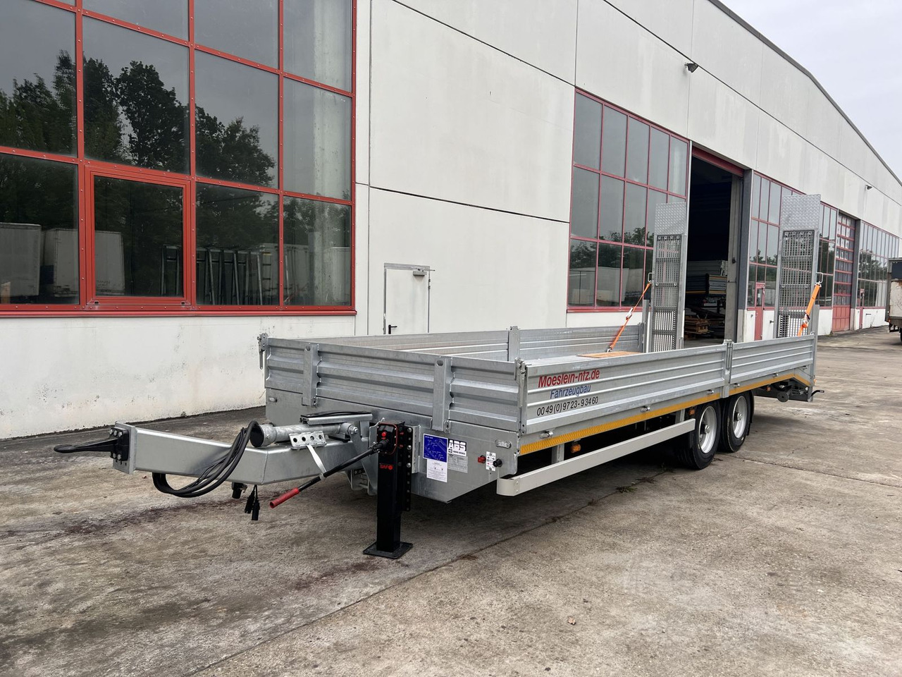 Möslein Neuer Tandemtieflader, 7,28 m Ladefläche - Remorque porte-engin surbaissée: photos 2 Möslein Neuer Tandemtieflader, 7,28 m Ladefläche - Remorque porte-engin surbaissée: photos 2