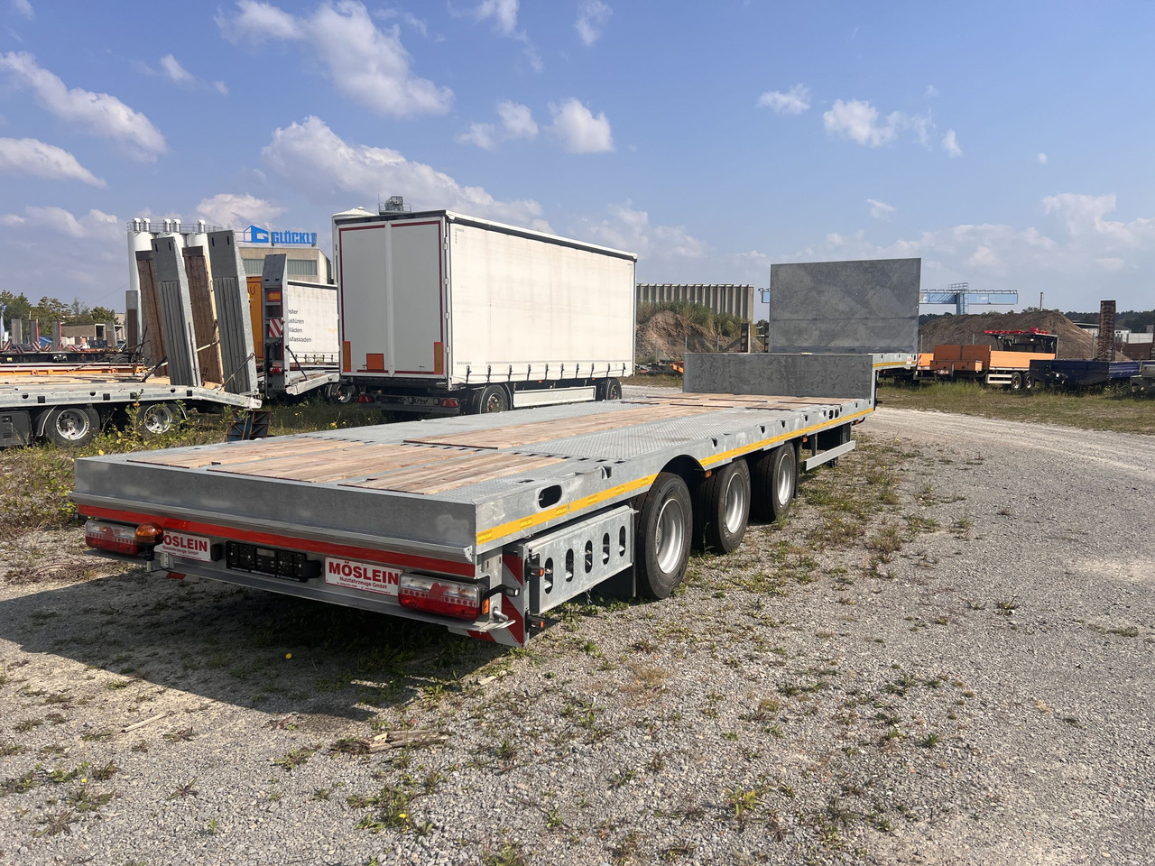 Möslein ST 3 Plato 8,7 3 Achs Satteltieflader Plato 45 t GGfür Fertigteile, Baumaschinen - Semi-remorque surbaissé: photos 5 Möslein ST 3 Plato 8,7 3 Achs Satteltieflader Plato 45 t GGfür Fertigteile, Baumaschinen - Semi-remorque surbaissé: photos 5