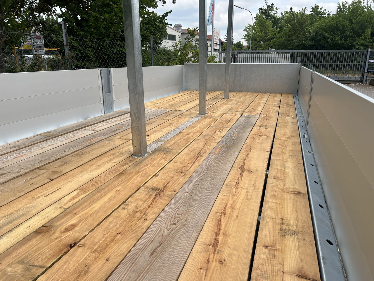 Remorque plateau neuf Möslein THT 14,4 G 6,2 L 14,4 t Tandem- Pritschenanhänger- Tieflader: photos 9 Remorque plateau neuf Möslein THT 14,4 G 6,2 L 14,4 t Tandem- Pritschenanhänger- Tieflader: photos 9