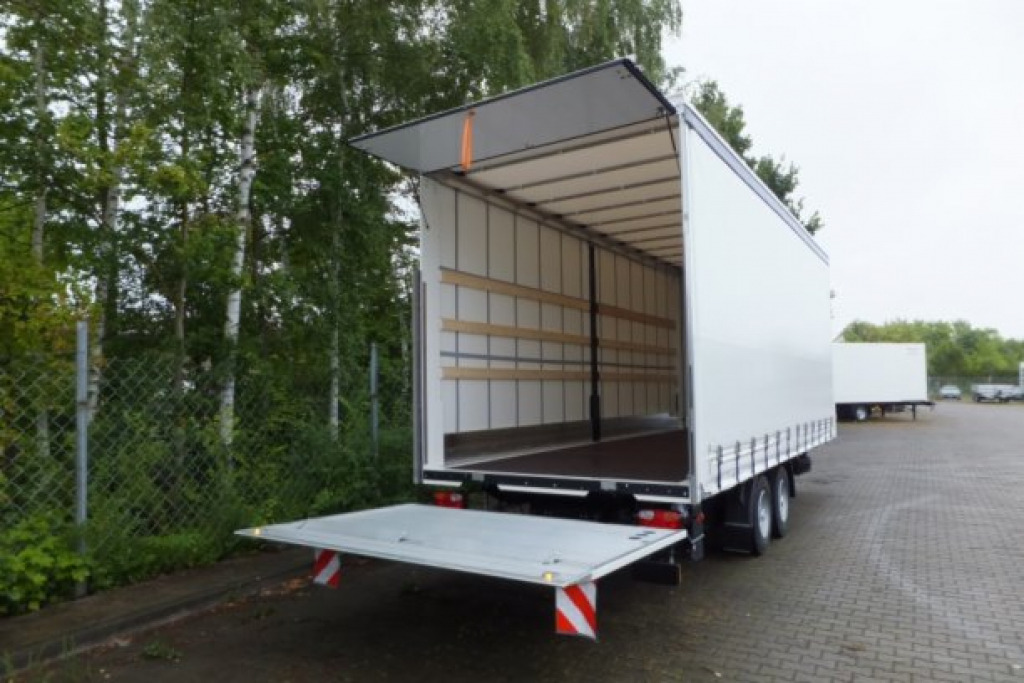 Möslein TPS 11 DL 7,30 neuer Planenanhänger, Ladebordwand + Durchladbar - Remorque rideaux coulissants: photos 3 Möslein TPS 11 DL 7,30 neuer Planenanhänger, Ladebordwand + Durchladbar - Remorque rideaux coulissants: photos 3