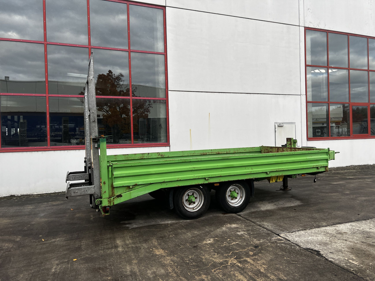 Tt Tandemtieflader - Remorque porte-engin surbaissée: photos 3 Tt Tandemtieflader - Remorque porte-engin surbaissée: photos 3