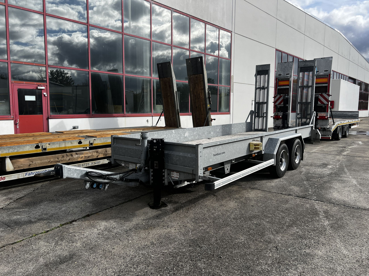 Tt Tandemtieflader - Remorque porte-engin surbaissée: photos 4 Tt Tandemtieflader - Remorque porte-engin surbaissée: photos 4