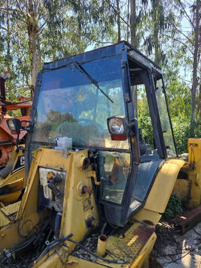 Cabine et intérieur pour Engins de chantier CATERPILLAR 432D (CABINA): photos 1