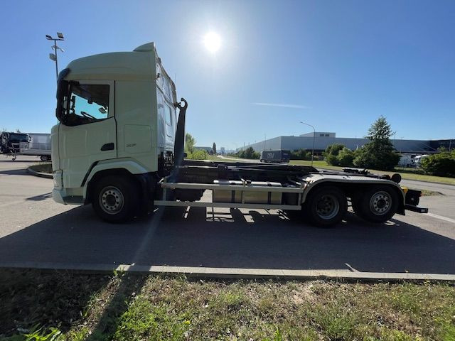 DAF FAN XF 480 mit VDL Abrollkipper DAF FAN XF 480 mit VDL Abrollkipper - Camion ampliroll: photos 5 DAF FAN XF 480 mit VDL Abrollkipper DAF FAN XF 480 mit VDL Abrollkipper - Camion ampliroll: photos 5