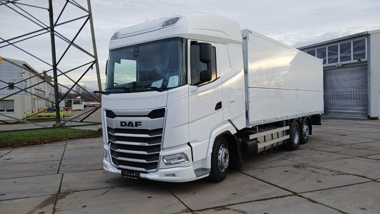 DAF FAN XG 480 Swing-Board-Aufbau Mitnahmestapler - Camion pour le transport de boissons: photos 2 DAF FAN XG 480 Swing-Board-Aufbau Mitnahmestapler - Camion pour le transport de boissons: photos 2