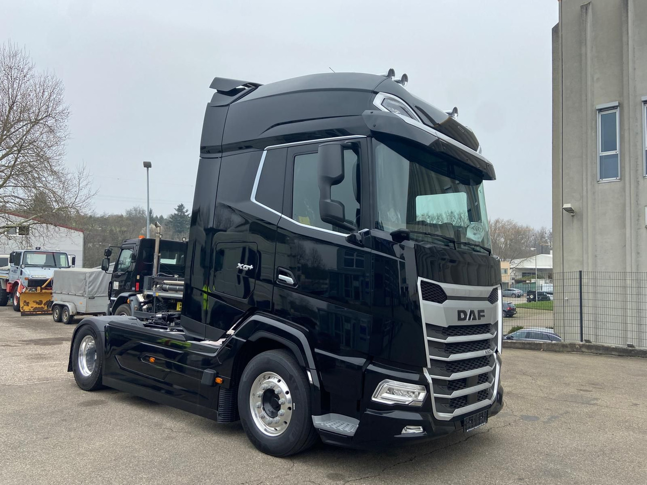 DAF XG+ 530 FT Edition Black DAF XG+ 530 FT - Tracteur routier: photos 2 DAF XG+ 530 FT Edition Black DAF XG+ 530 FT - Tracteur routier: photos 2