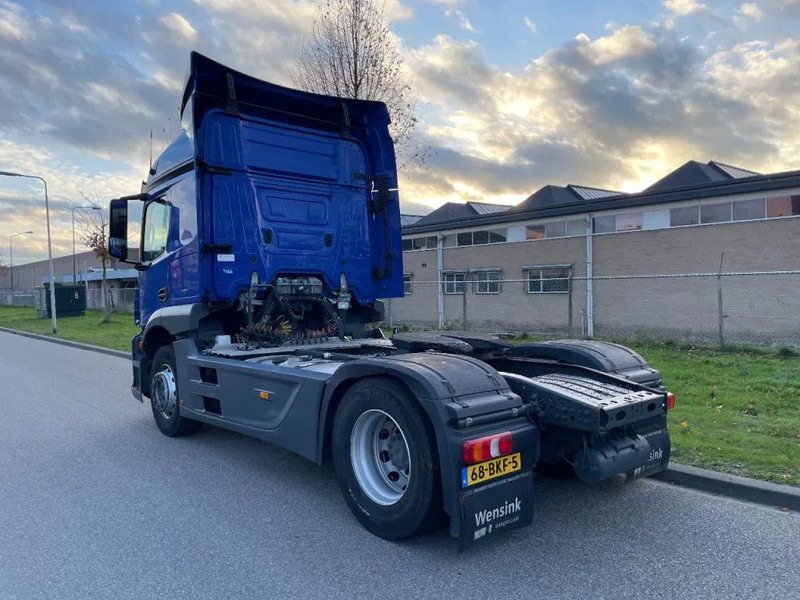 Mercedes-Benz Actros 1833 ! 2018 - Tracteur routier: photos 4 Mercedes-Benz Actros 1833 ! 2018 - Tracteur routier: photos 4