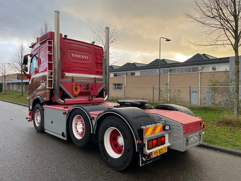 Volvo FH 500 SHOWTRUCK EURO 6 - Tracteur routier: photos 3 Volvo FH 500 SHOWTRUCK EURO 6 - Tracteur routier: photos 3