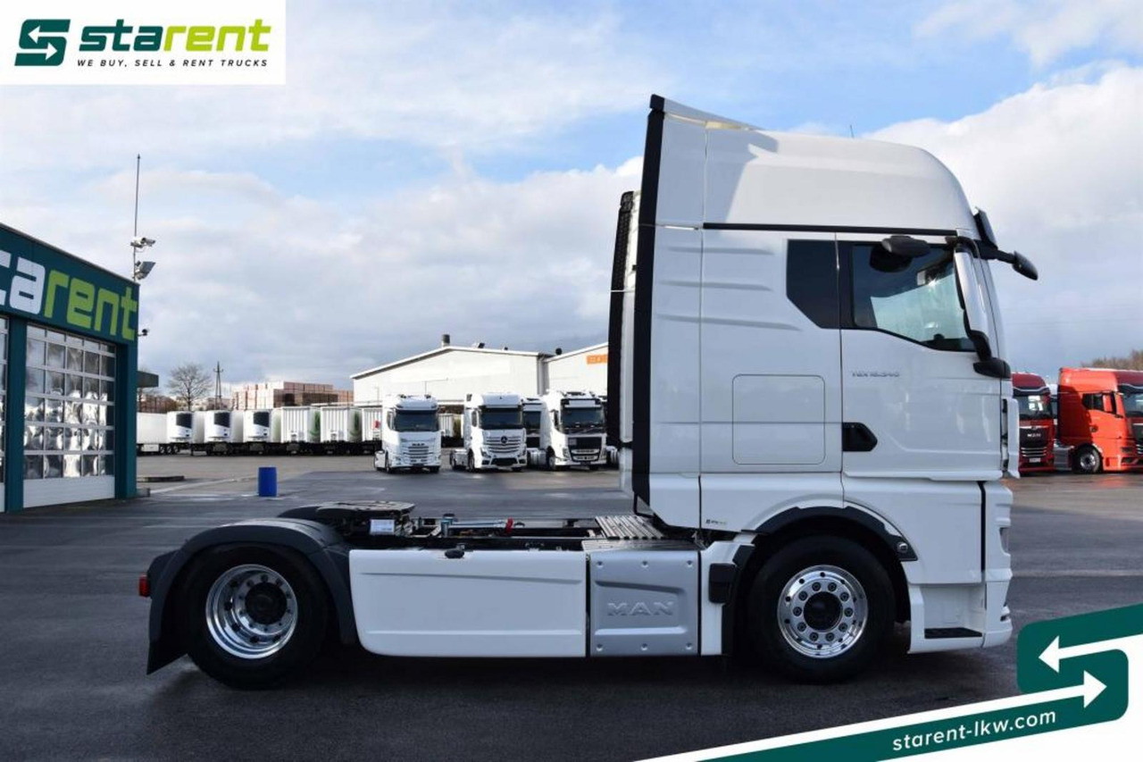 MAN TGX 18.540 LL GX Retarder Hydraulik Vollluftfed. - Tracteur routier: photos 4 MAN TGX 18.540 LL GX Retarder Hydraulik Vollluftfed. - Tracteur routier: photos 4