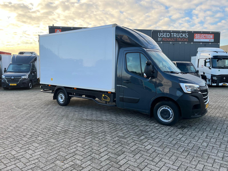 Renault Master E-tech 3T5 L3 CCAB FWD 54 kwh batteries - Fourgon grand volume, Utilitaire électrique: photos 5 Renault Master E-tech 3T5 L3 CCAB FWD 54 kwh batteries - Fourgon grand volume, Utilitaire électrique: photos 5