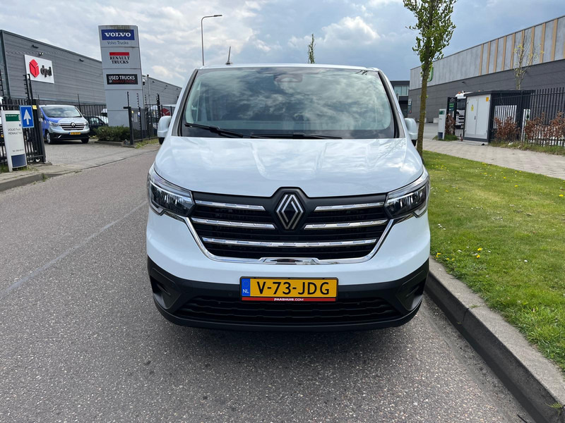 Renault Trafic E-Tech Red L2 H1, Nieuwstaat/New condition, Lees omschrijving/Read description - Fourgonnette, Utilitaire électrique: photos 4 Renault Trafic E-Tech Red L2 H1, Nieuwstaat/New condition, Lees omschrijving/Read description - Fourgonnette, Utilitaire électrique: photos 4