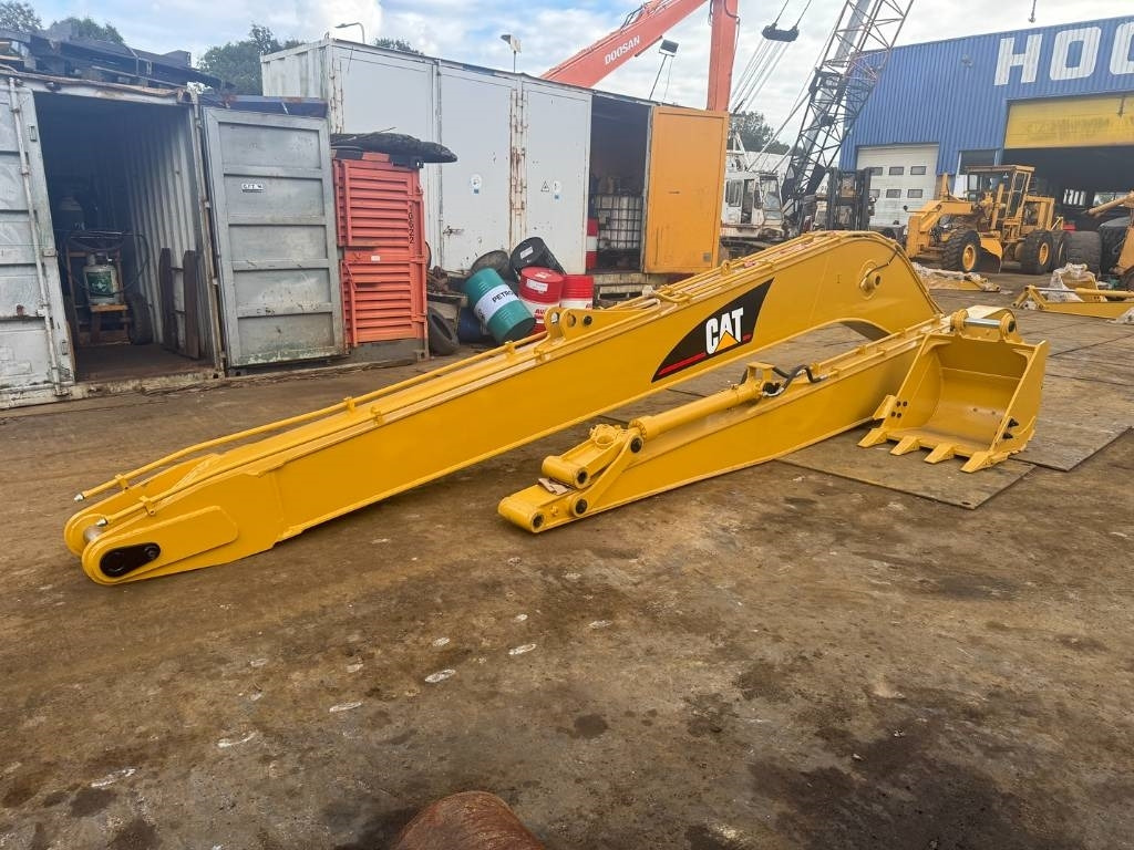 CAT 320 D L LONG REACH BOOM 15M UNUSED - Pelle: photos 3 CAT 320 D L LONG REACH BOOM 15M UNUSED - Pelle: photos 3