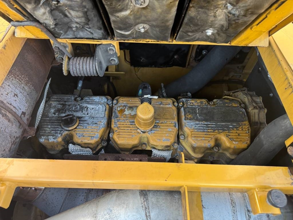 Pelle sur chenille CAT 390 D L ME: photos 22 Pelle sur chenille CAT 390 D L ME: photos 22