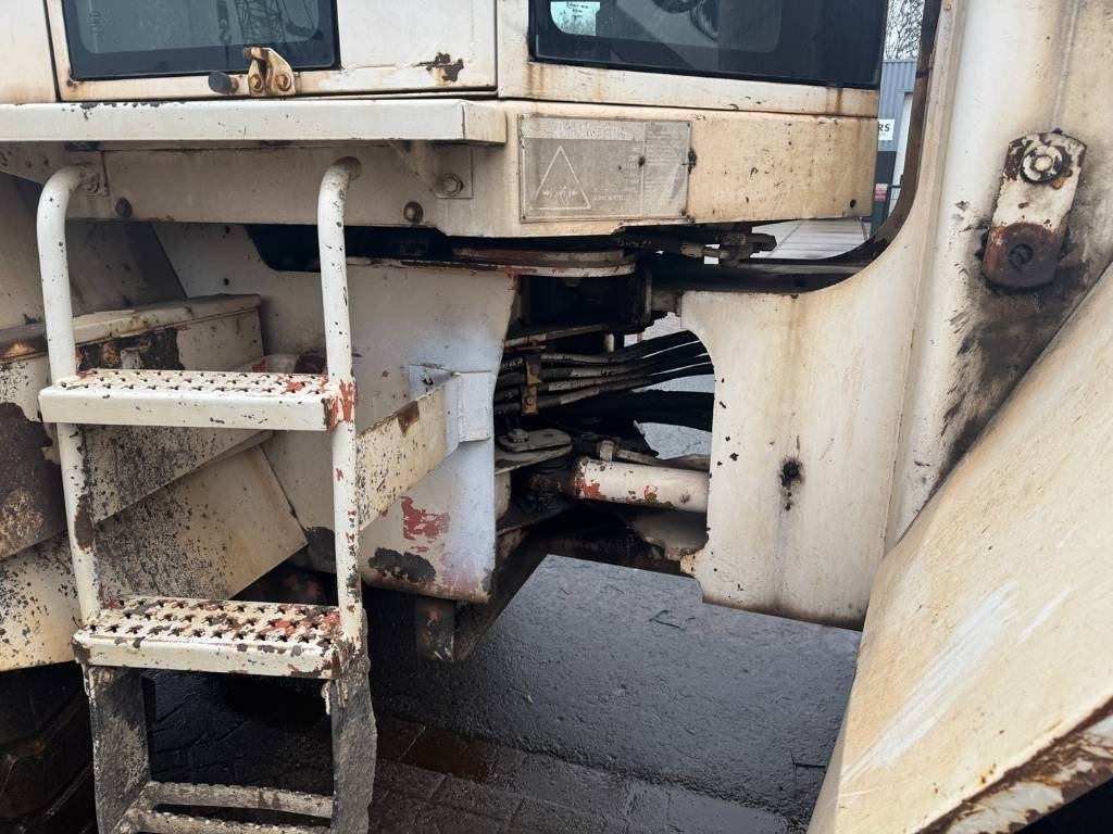 Chargeuse sur pneus CAT 914 G: photos 14