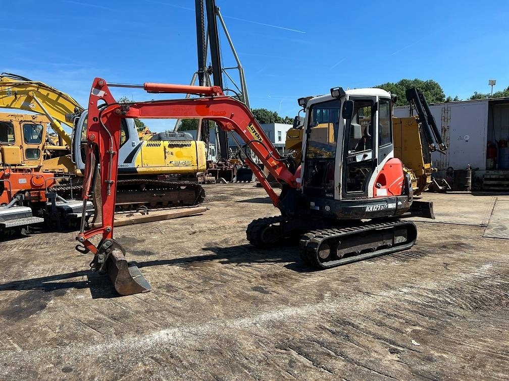 Kubota KX 121-3 - Mini pelle: photos 1 Kubota KX 121-3 - Mini pelle: photos 1